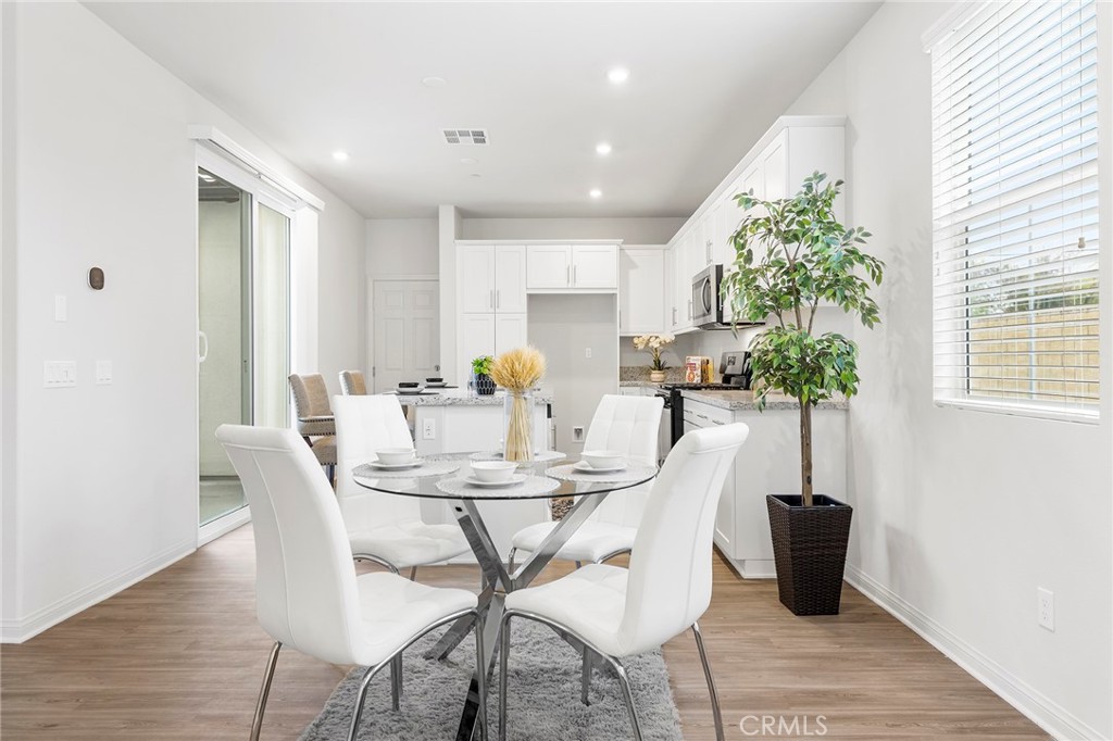 2102 Rio Grande