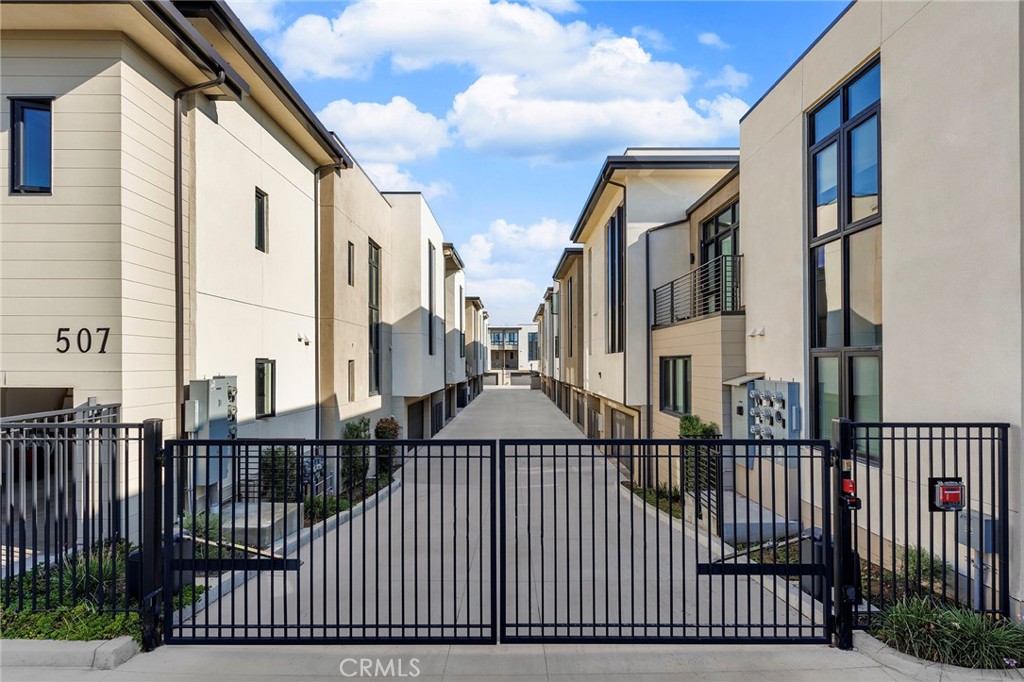 505 N Santa Anita Ave Unit A