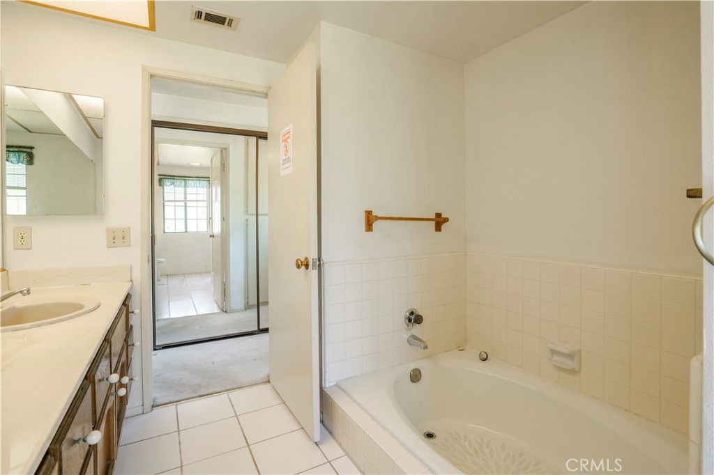 3518 North Mills Avenue