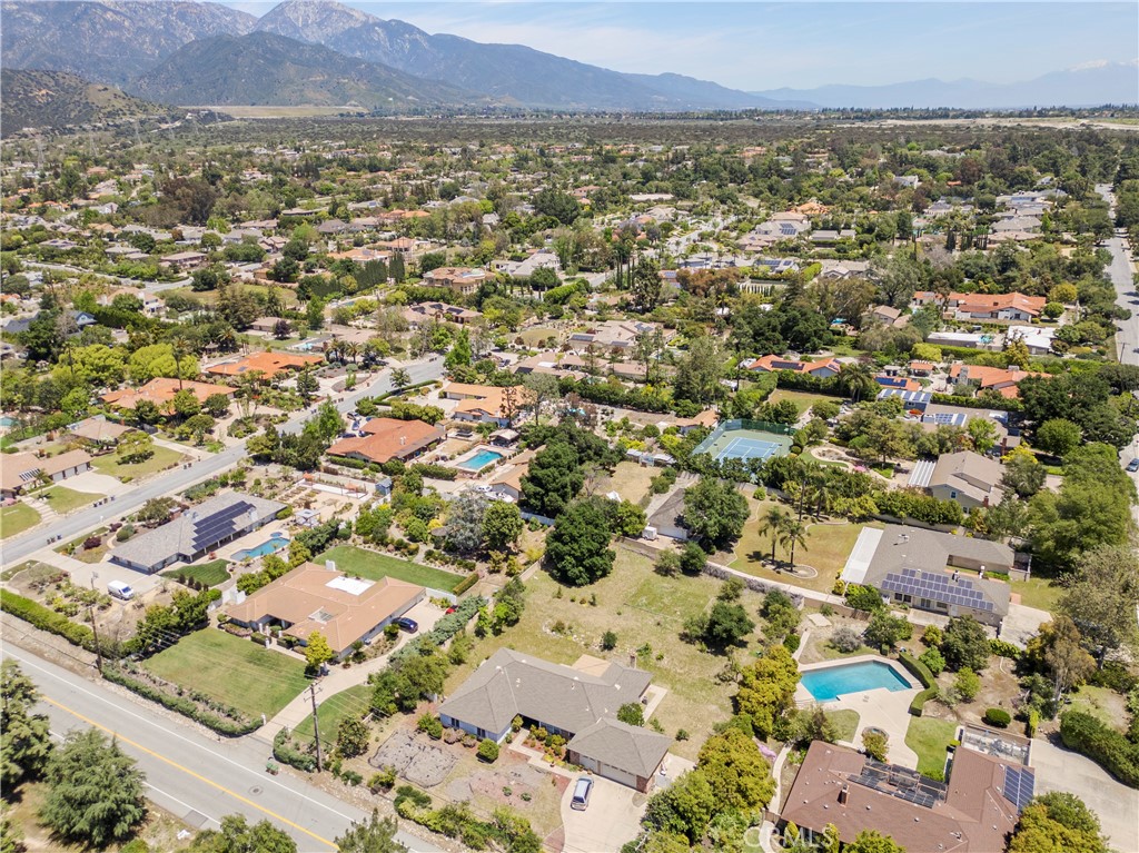 3518 North Mills Avenue