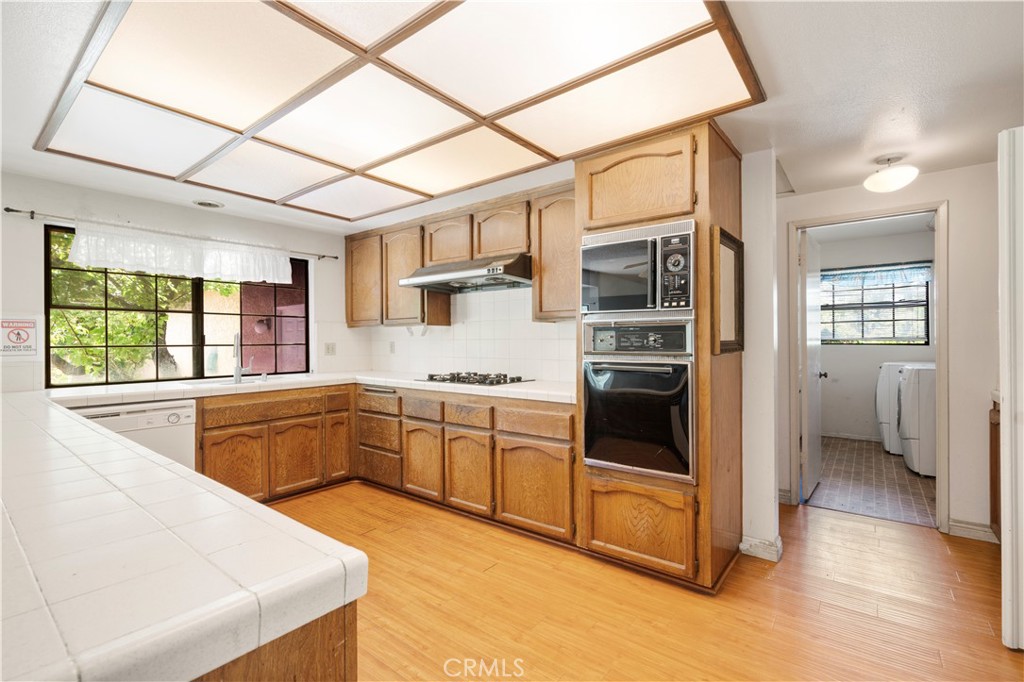 3518 North Mills Avenue