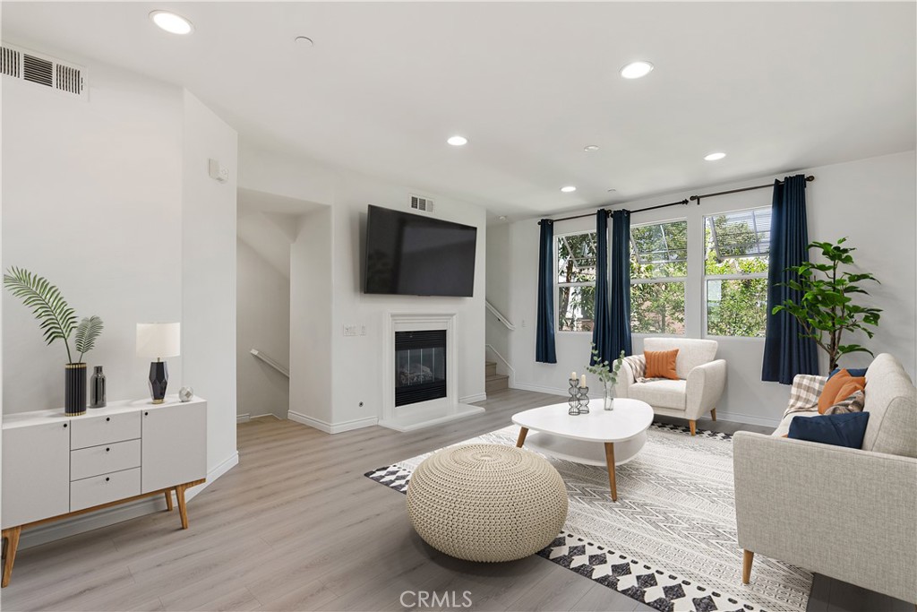 215 West Zinfandel Drive