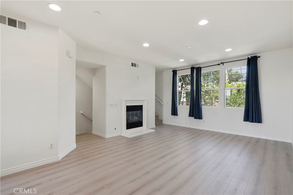 215 West Zinfandel Drive