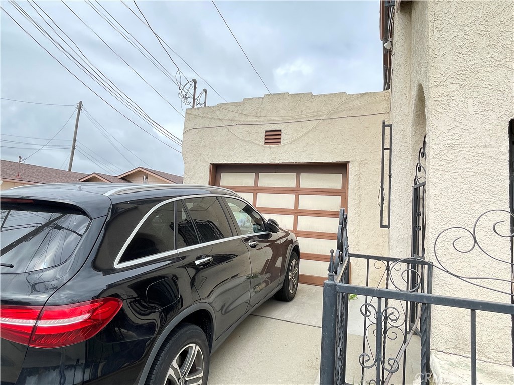 3223 Walnut Grove Avenue