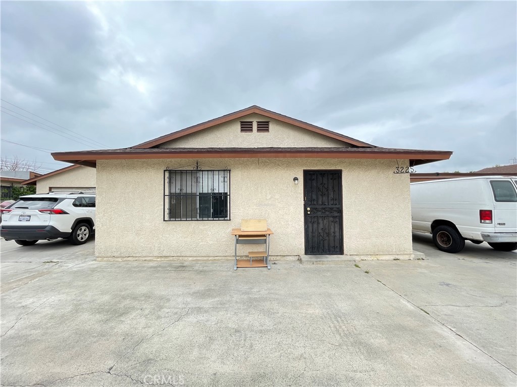 3223 Walnut Grove Avenue