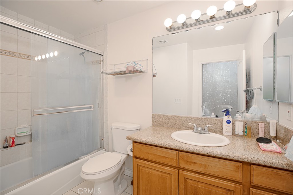 5241 Rosemead Boulevard B