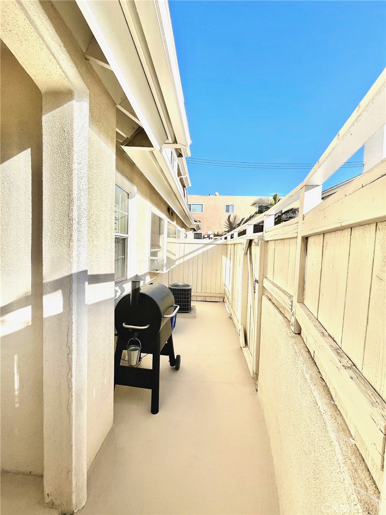 917 N Stoneman Avenue B