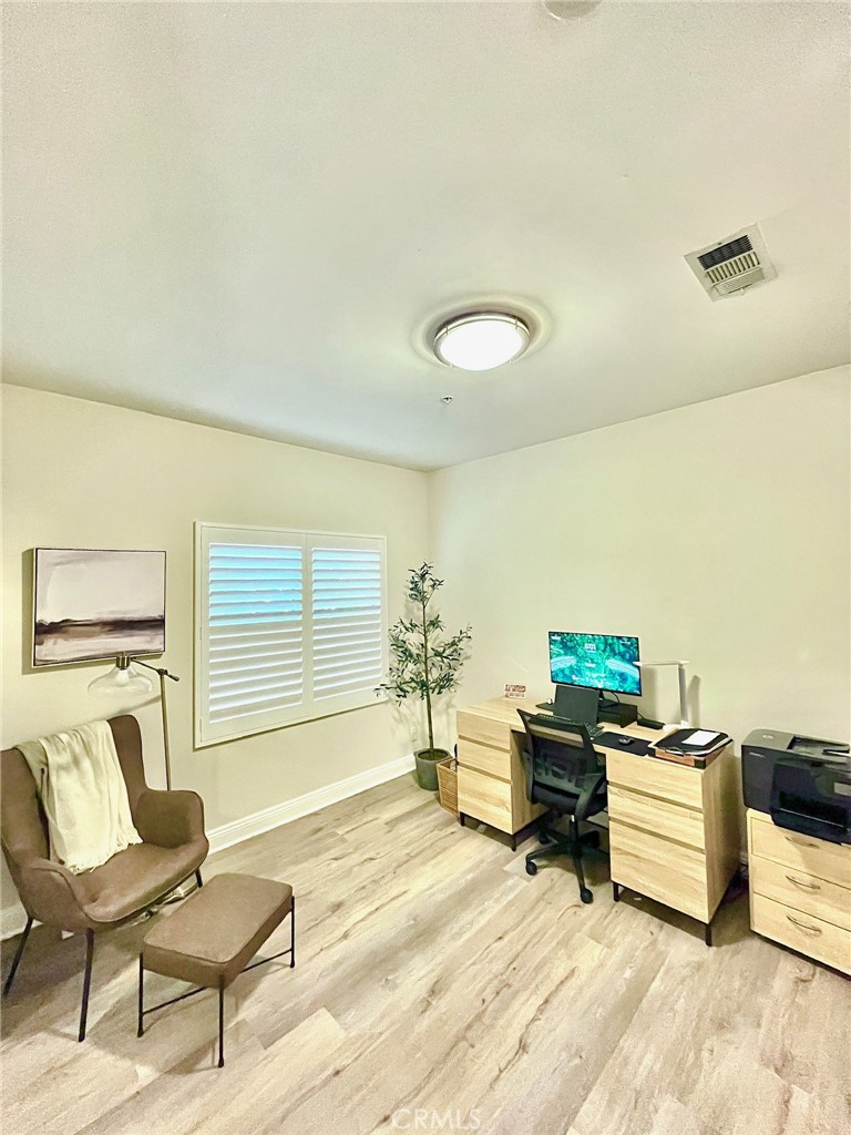 917 N Stoneman Avenue B