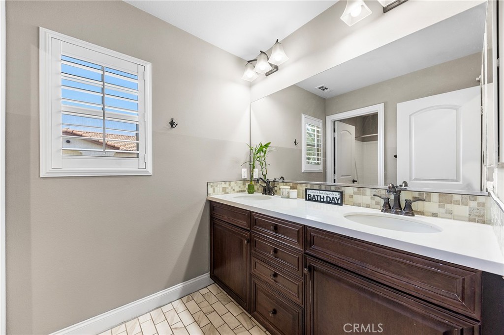 12987 Diamond Dust Court