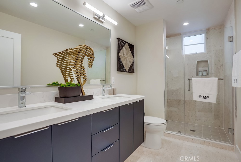 139 Saint Francis Street C