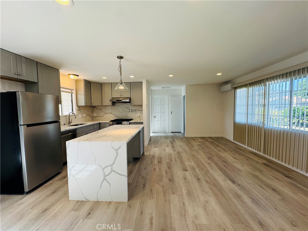 2803 Foss Avenue