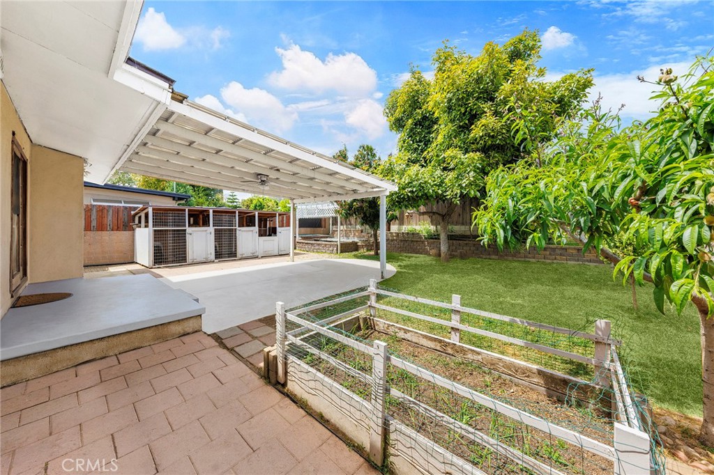 17049 Northam Street