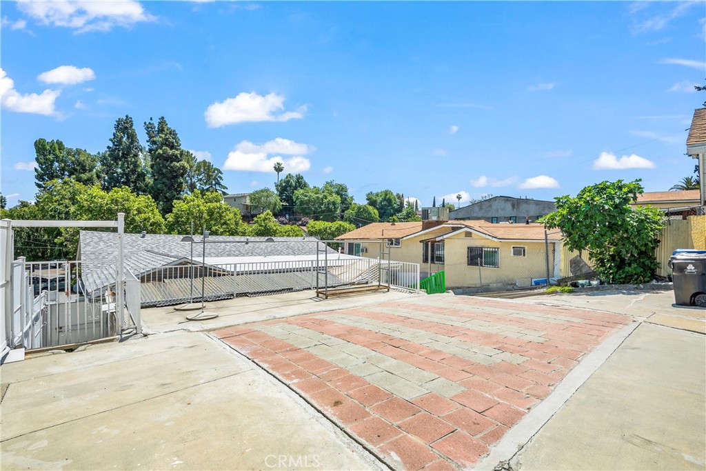 3155 Budau Avenue