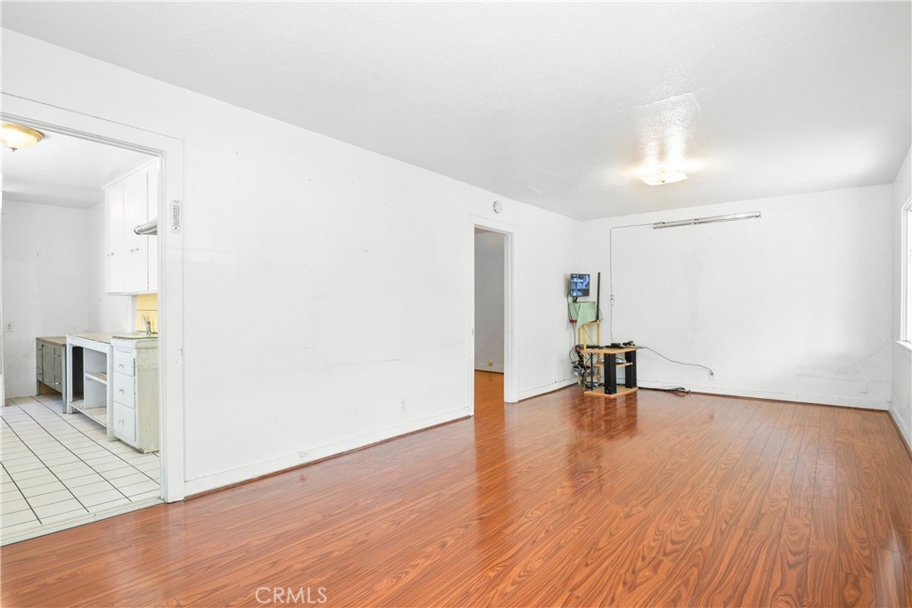 3155 Budau Avenue