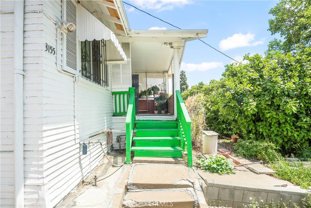 3155 Budau Avenue