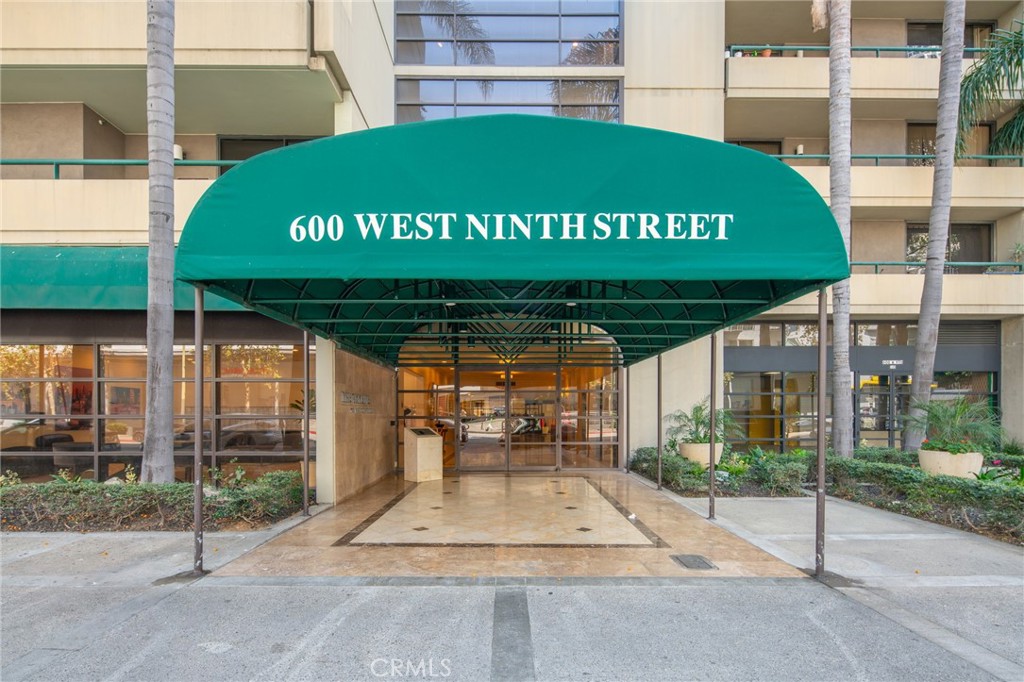 600 W 9th Street 209