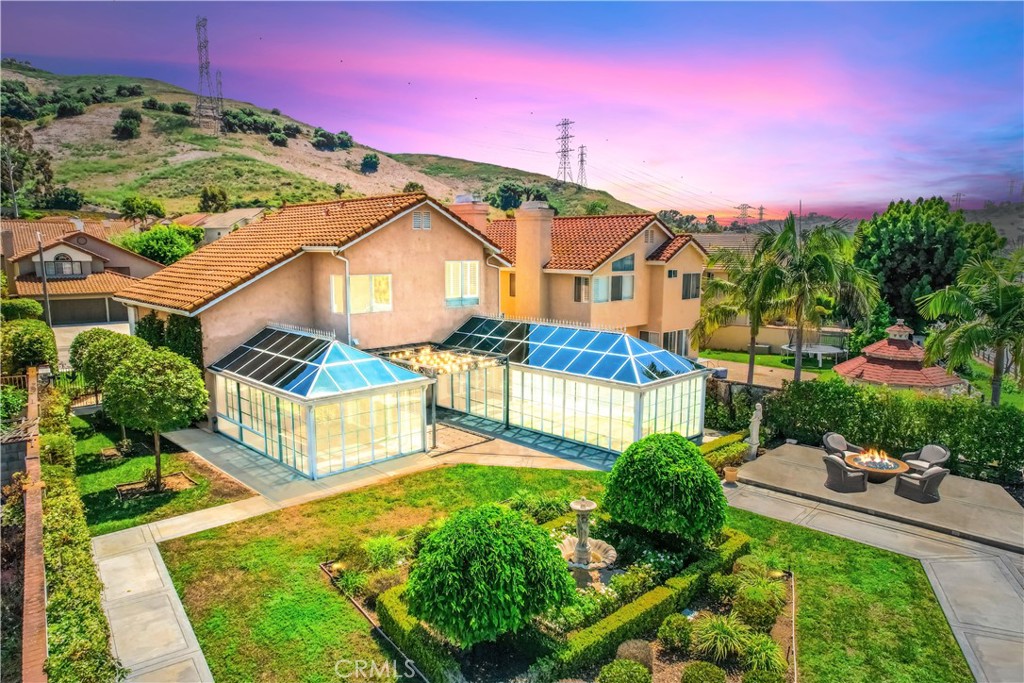 18493 Buttonwood Lane