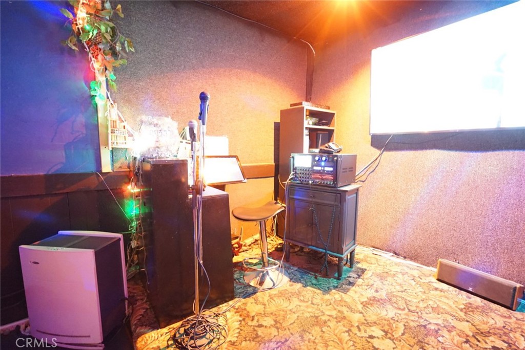 1037 S Baldwin Avenue