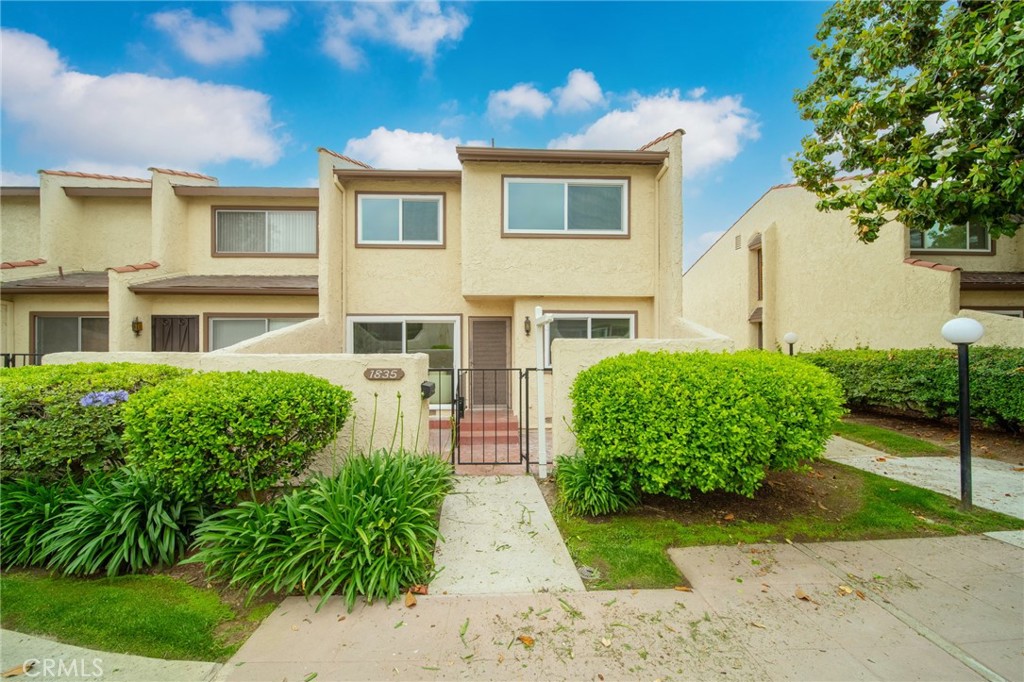 1835 Delta Ave