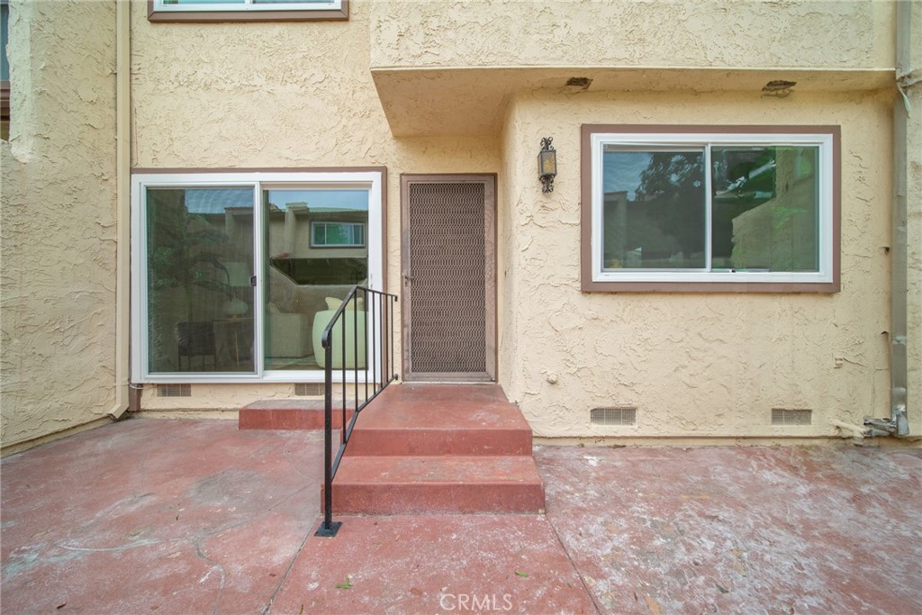 1835 Delta Ave