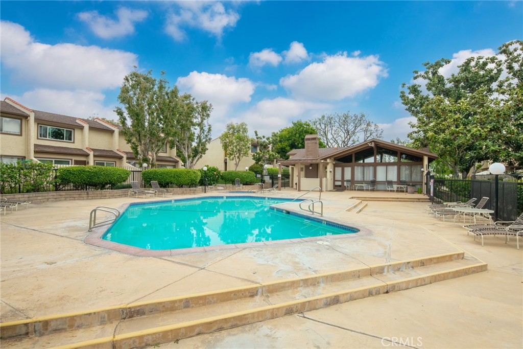 1835 Delta Ave