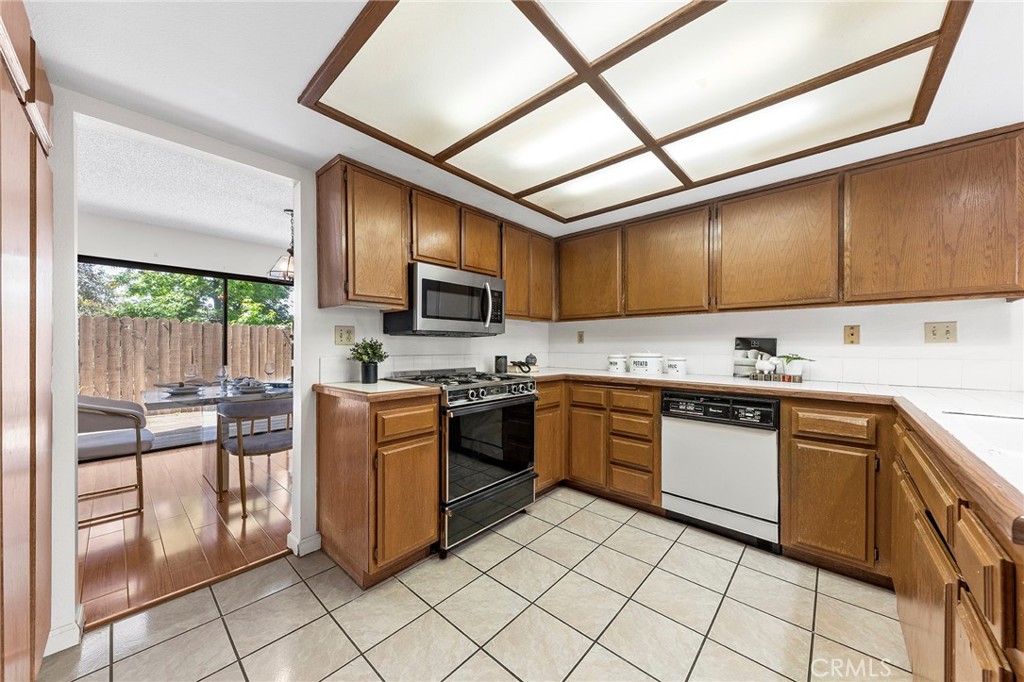 1119 Loxley Place