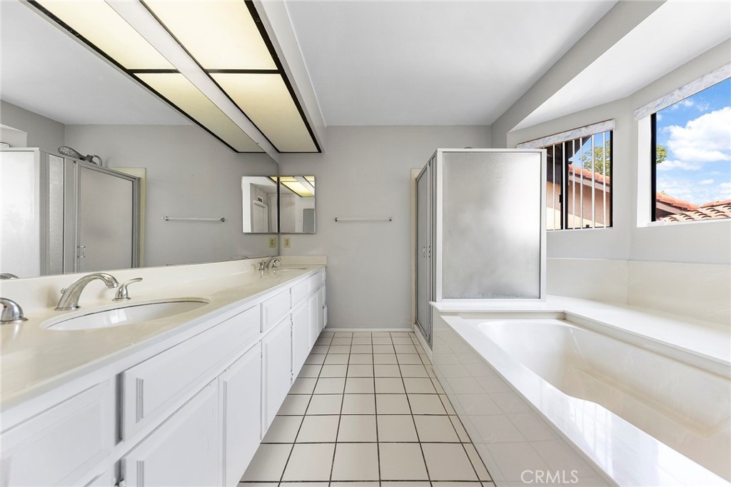 1119 Loxley Place