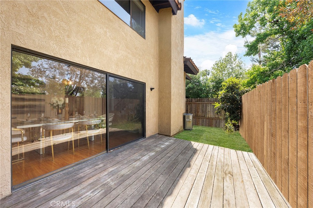 1119 Loxley Place