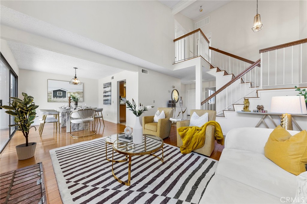 1119 Loxley Place