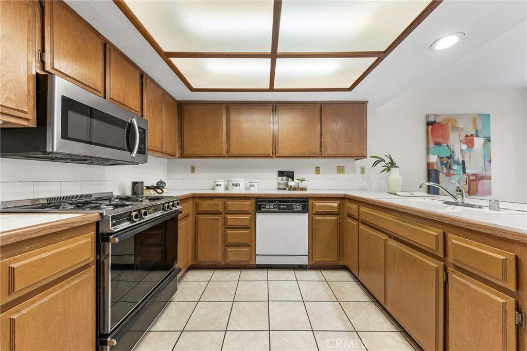 1119 Loxley Place