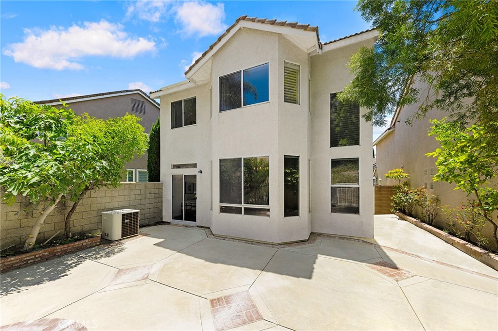 2640 La Salle Pointe