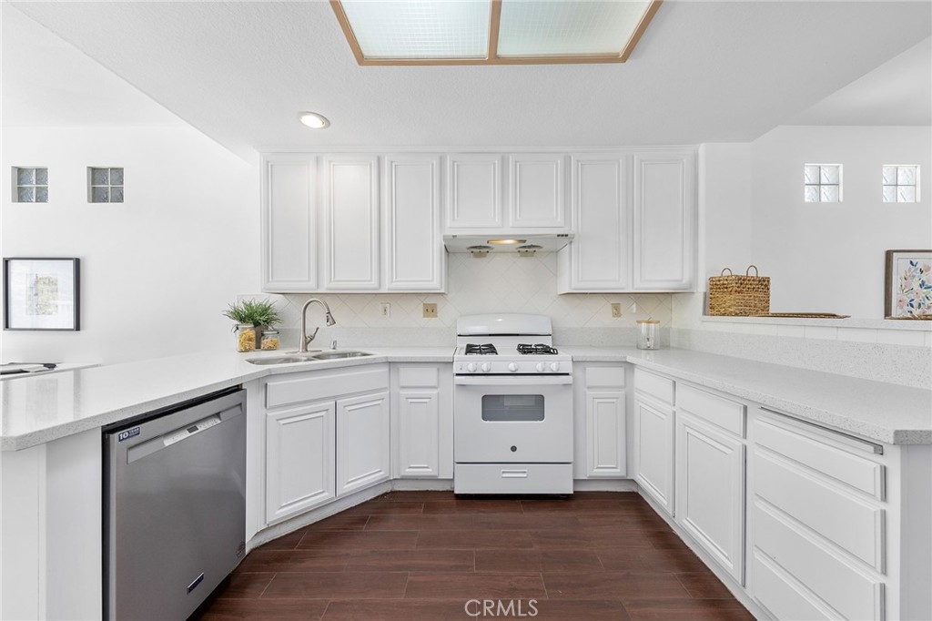 2640 La Salle Pointe