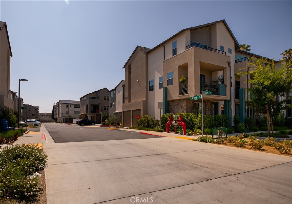 206 Pin Lane