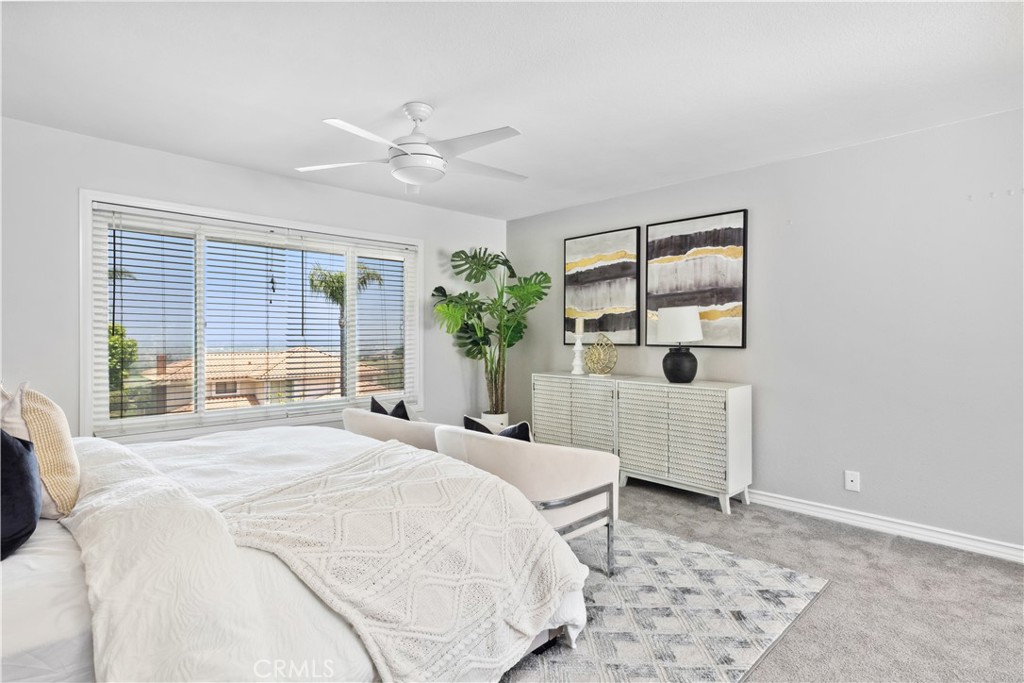 1506 S Fairway Knolls Road