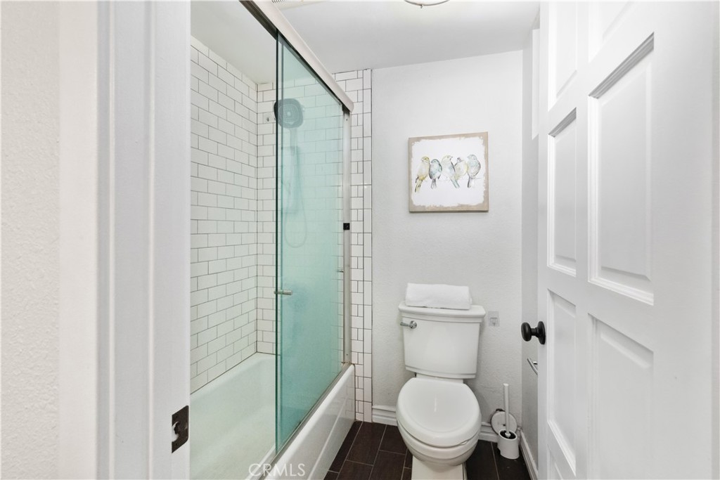 1506 S Fairway Knolls Road