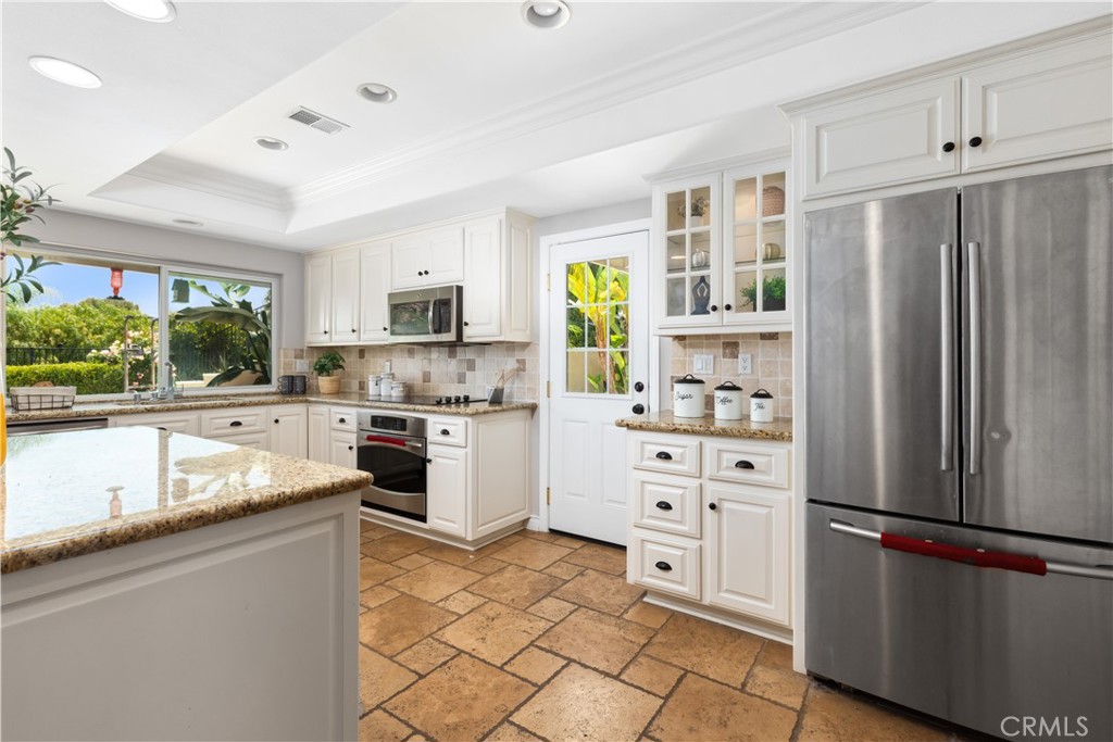 1506 S Fairway Knolls Road