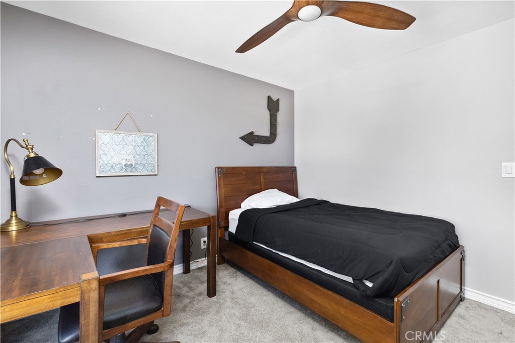 1506 S Fairway Knolls Road