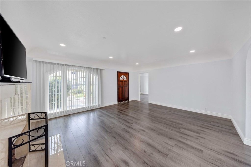 115 S Alhambra Avenue