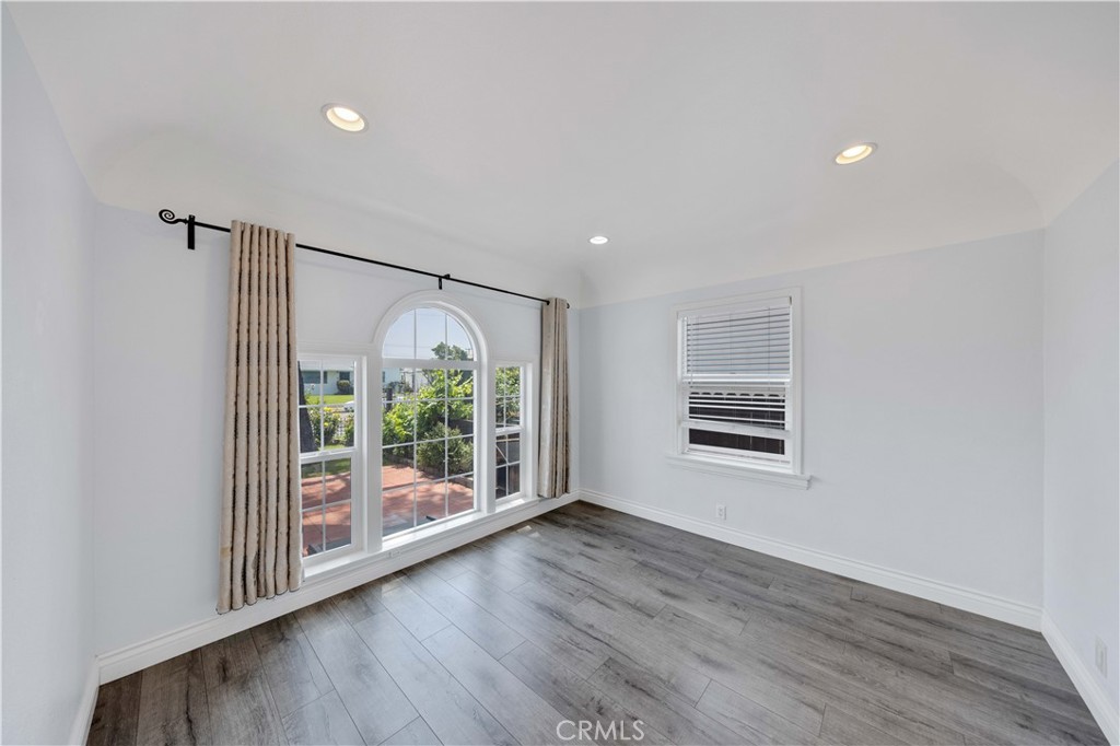 115 S Alhambra Avenue