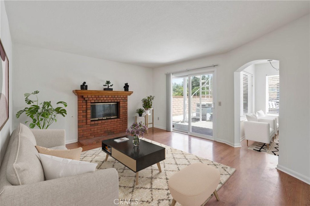 13596 Meadow Crest Drive