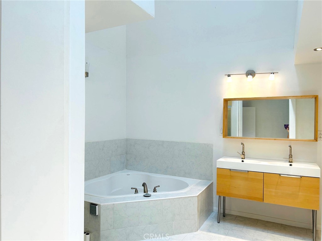 25529 Pine Creek Lane