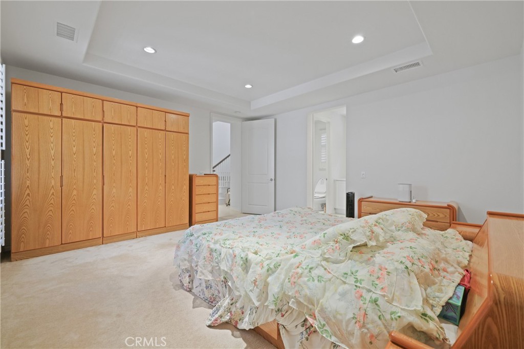 15210 Washington Street