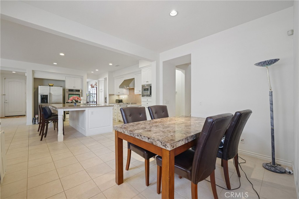 15210 Washington Street