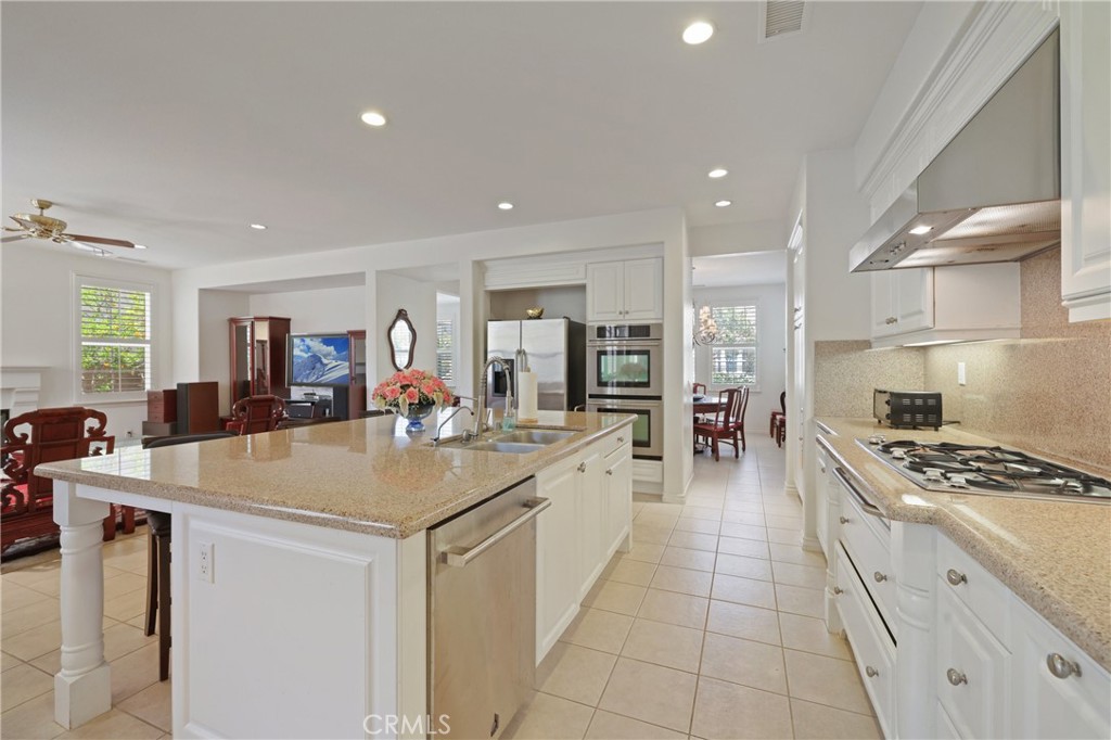 15210 Washington Street