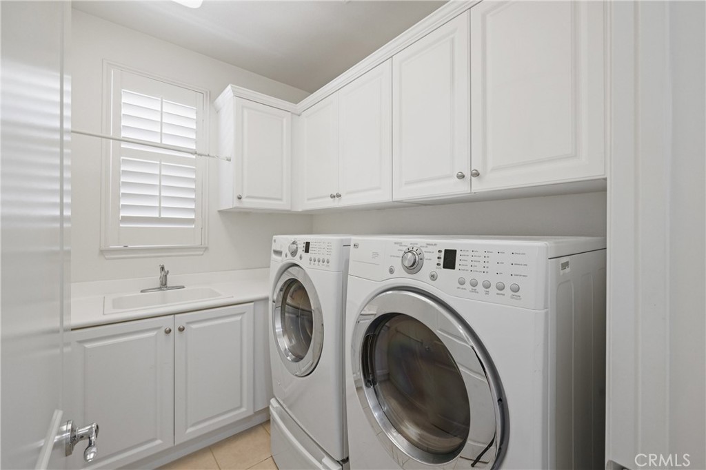 15210 Washington Street