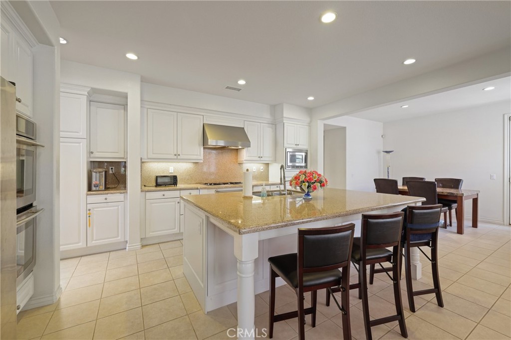 15210 Washington Street