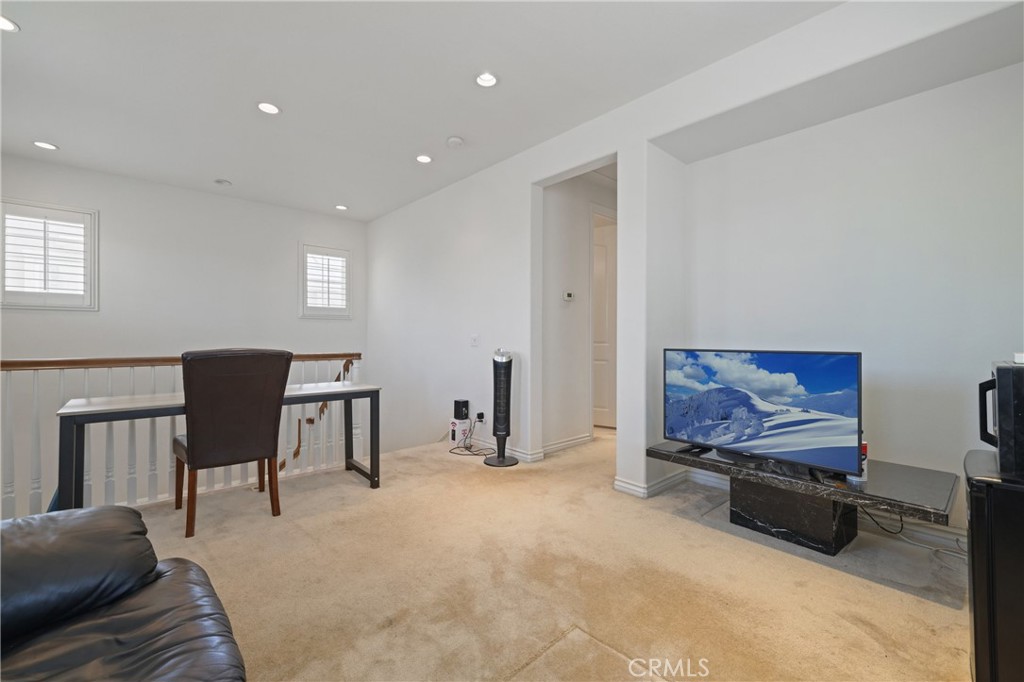 15210 Washington Street