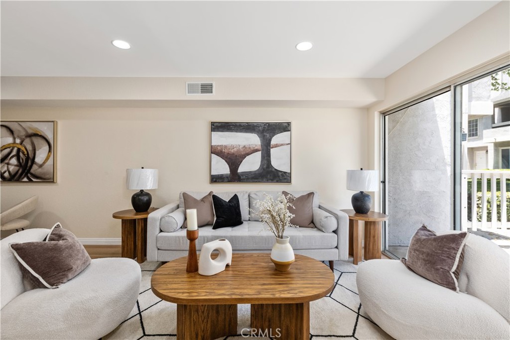 182 W Walnut Avenue C