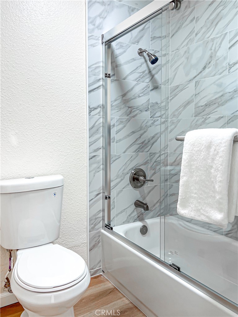 182 W Walnut Avenue C