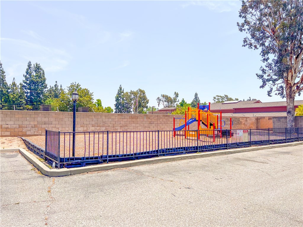 182 W Walnut Avenue C